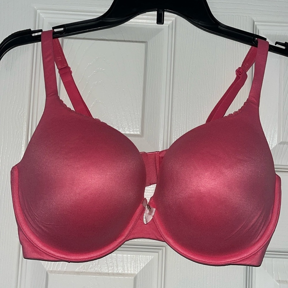 Victoria’s Secret - Hot pink Bra Size 36DD
